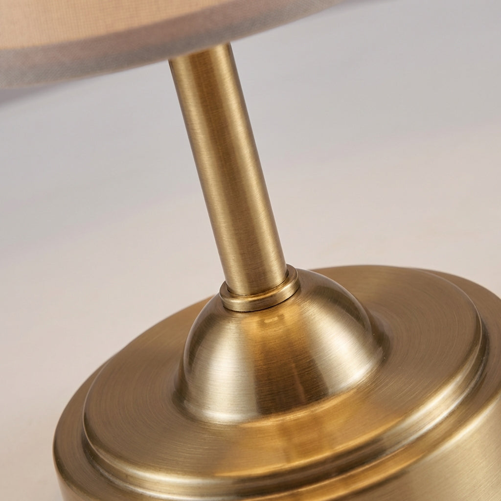Cordless Retro Table Lamp