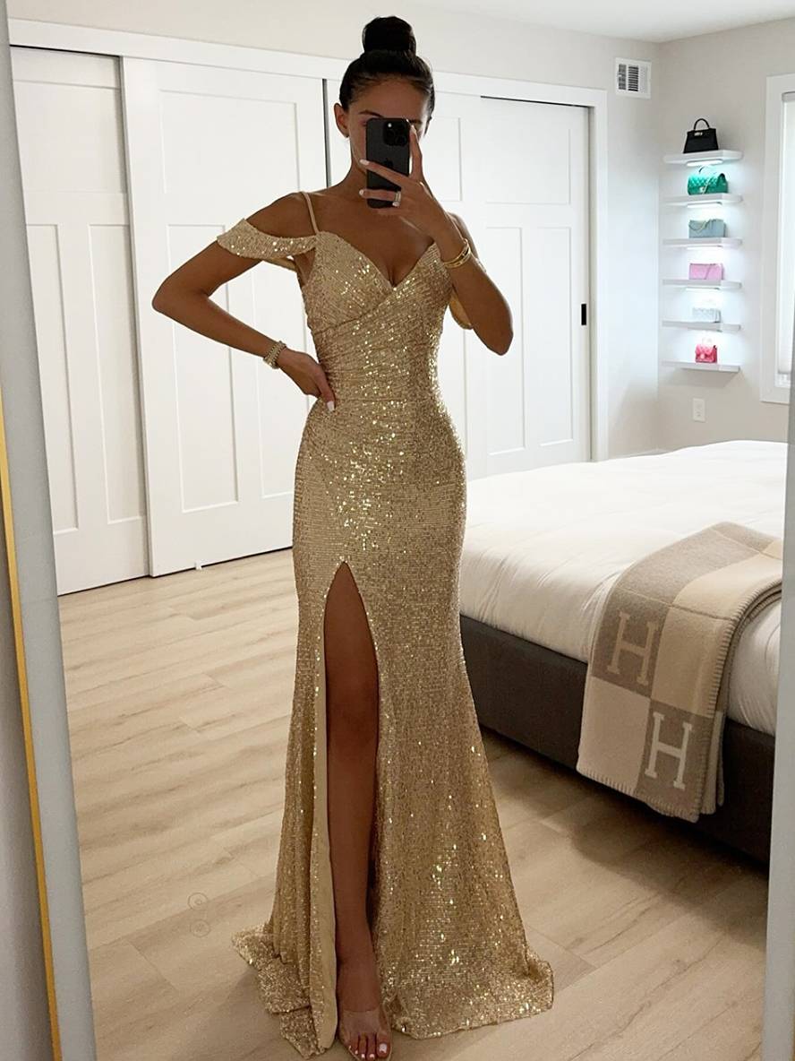 Elegant V-Neck Sequin Long Evening Dress with Slit
