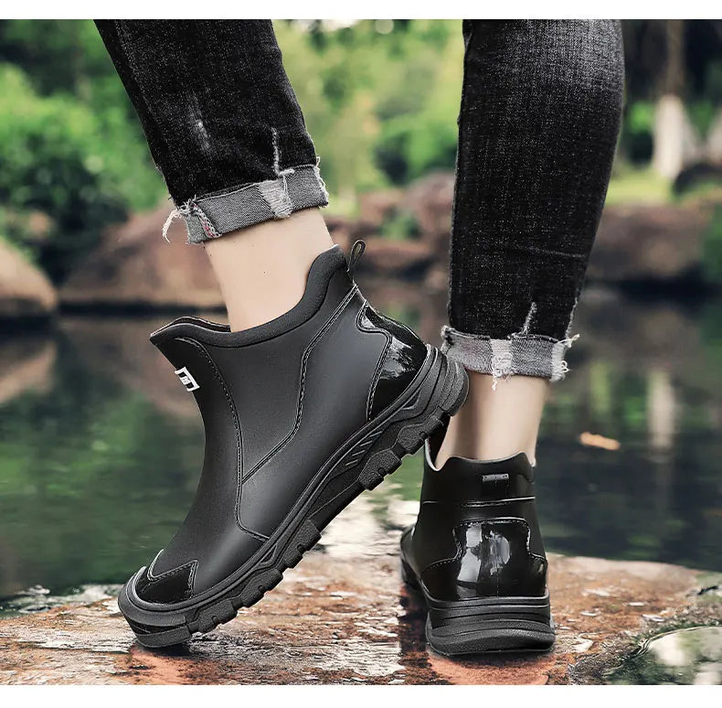 Men's Waterproof All-Terrain Boots with Insulated Soles