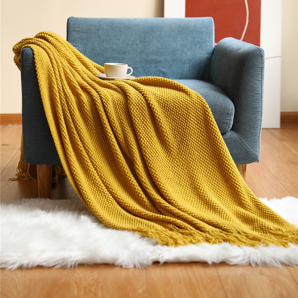 Nordic Knitted Throw Blanket - Soft & Cozy - Perfect for Living Room, Bedroom and Terrace