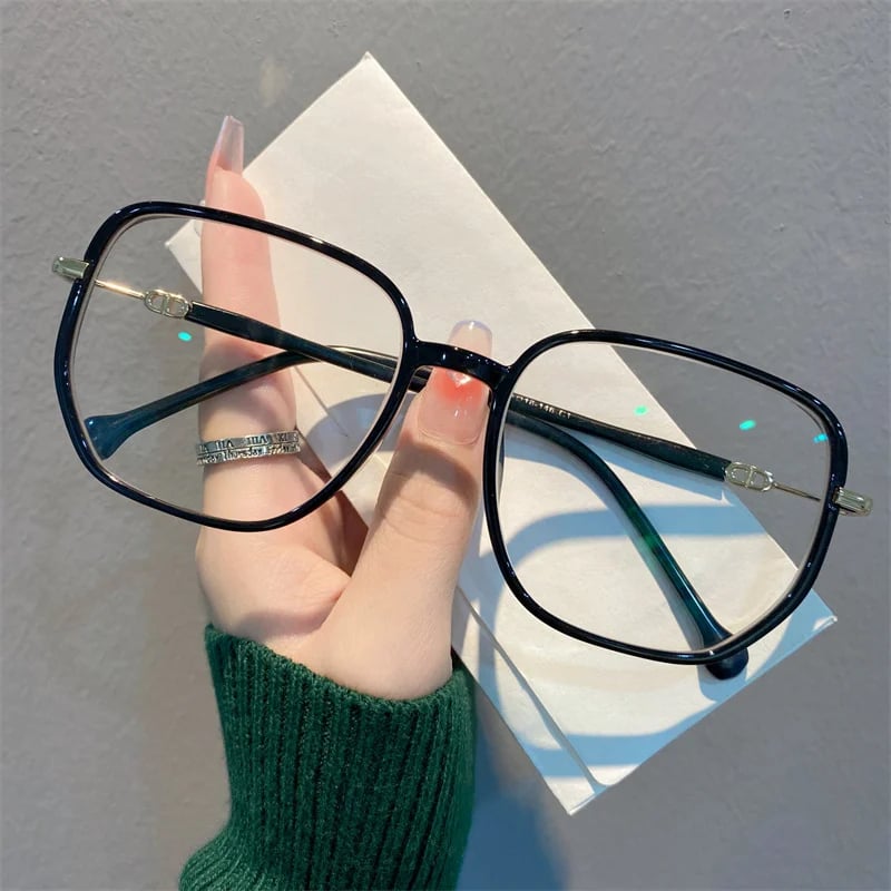 Stylish and Functional Multifocal Reading Glasses