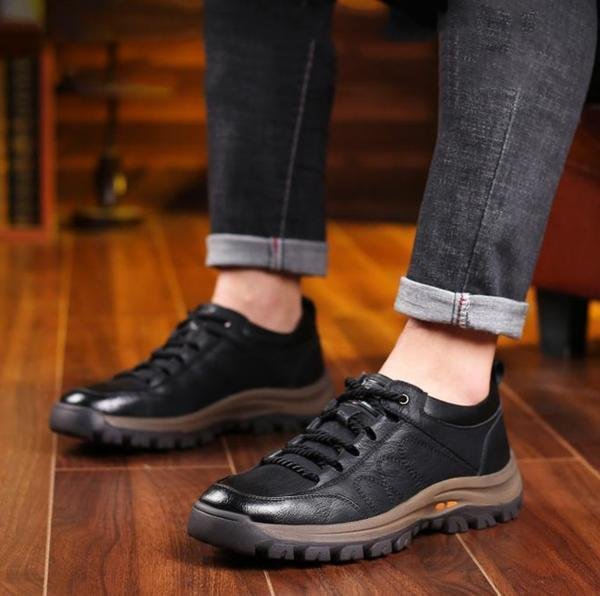 Stylish Men's Orthopaedic Shoes – Lightweight, Waterproof, and Non-Slip