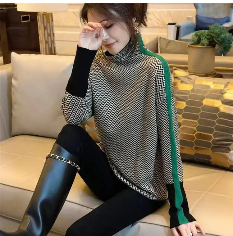 Women's Chevron Pattern Turtleneck Sweater