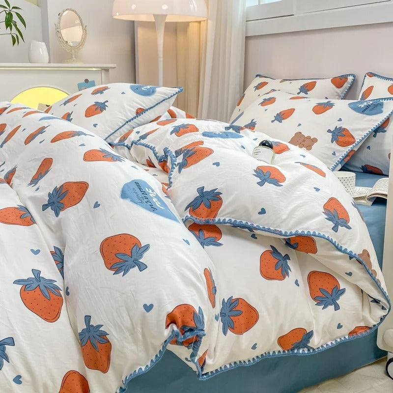 4-Piece Blossom & Berry Floral Duvet Cover Bedding Set