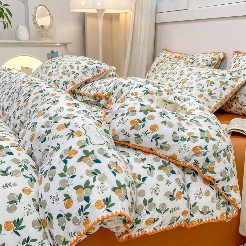 4-Piece Blossom & Berry Floral Duvet Cover Bedding Set