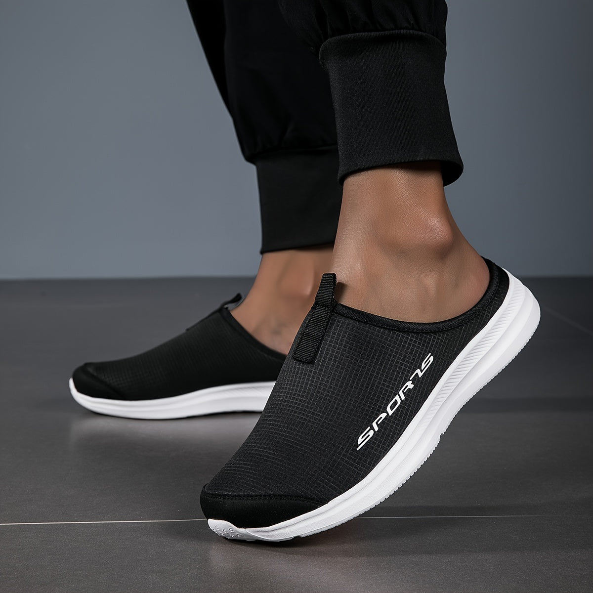 Breathable and Comfortable Men's Shoes