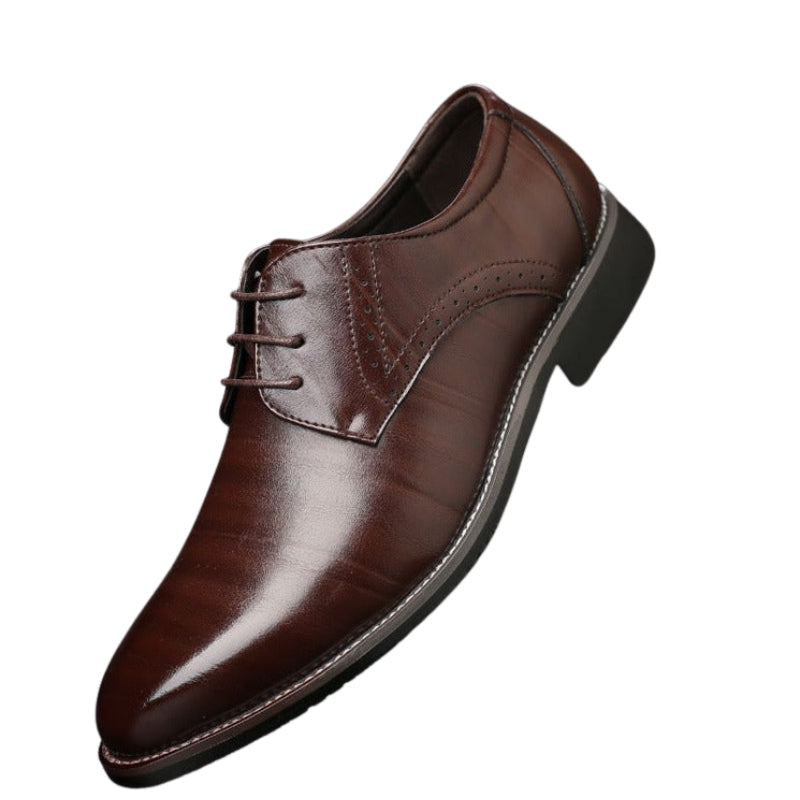Classic Oxford Shoes with Lightweight Sole