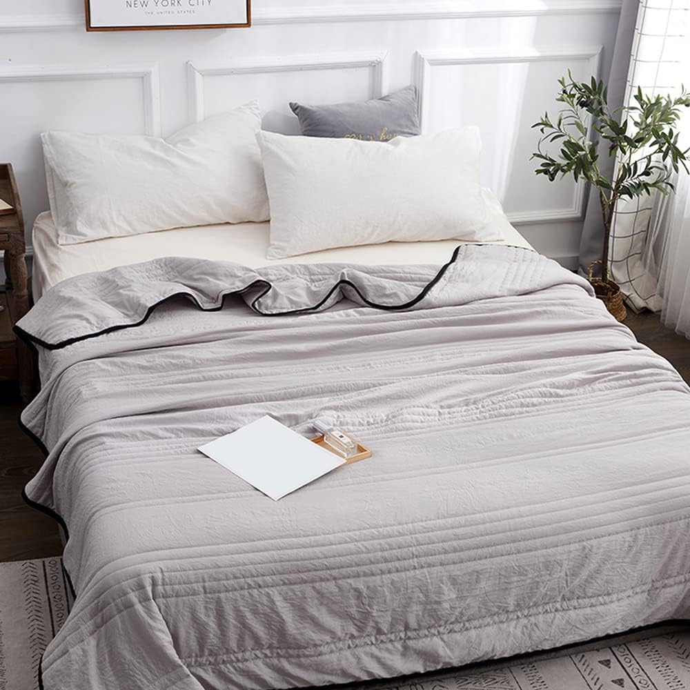 Cooling Summer Blanket with Double-Sided Technology