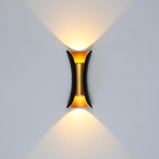 Curved Outdoor Wall-Mounted LED Lamp