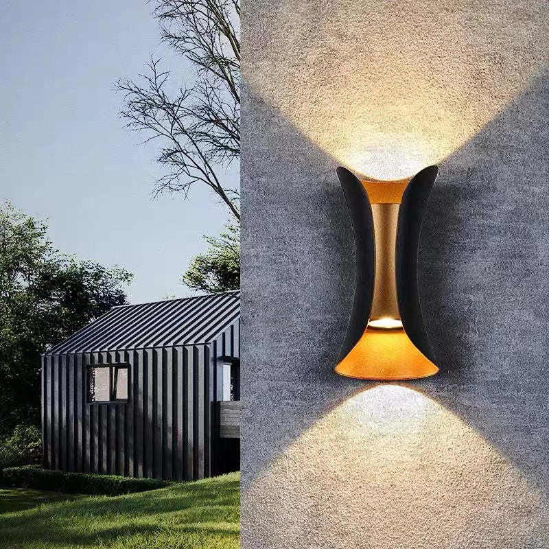 Curved Outdoor Wall-Mounted LED Lamp