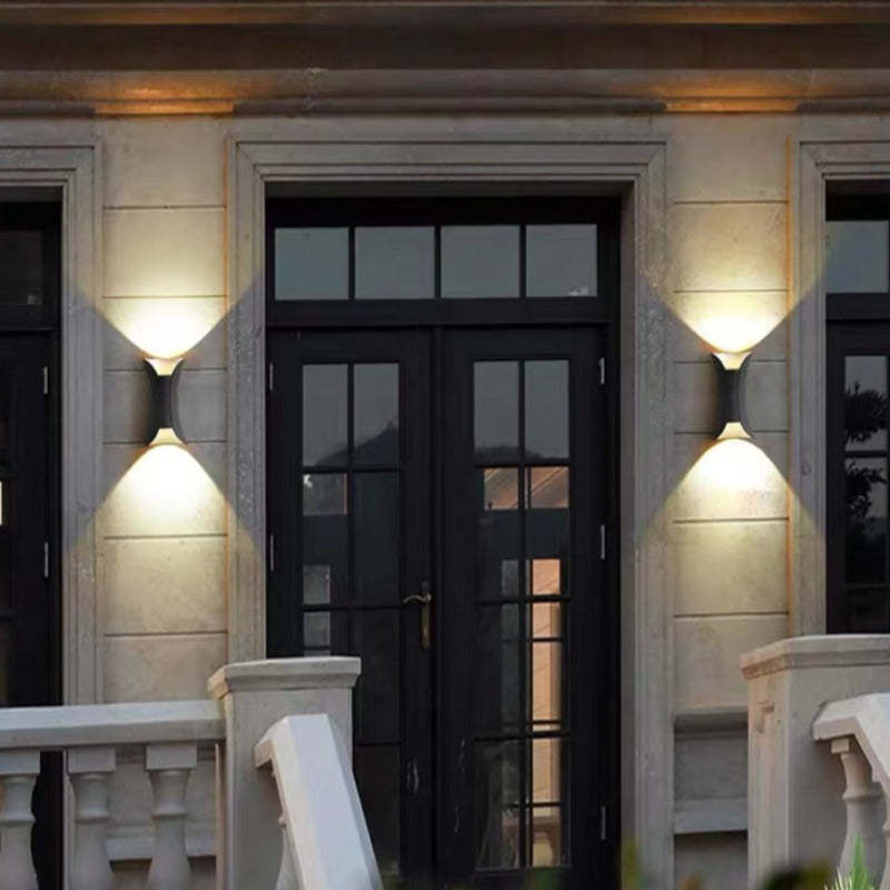 Curved Outdoor Wall-Mounted LED Lamp