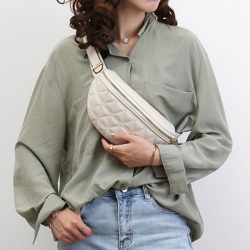Diamond Pattern Belt Bag | Tough & Practical