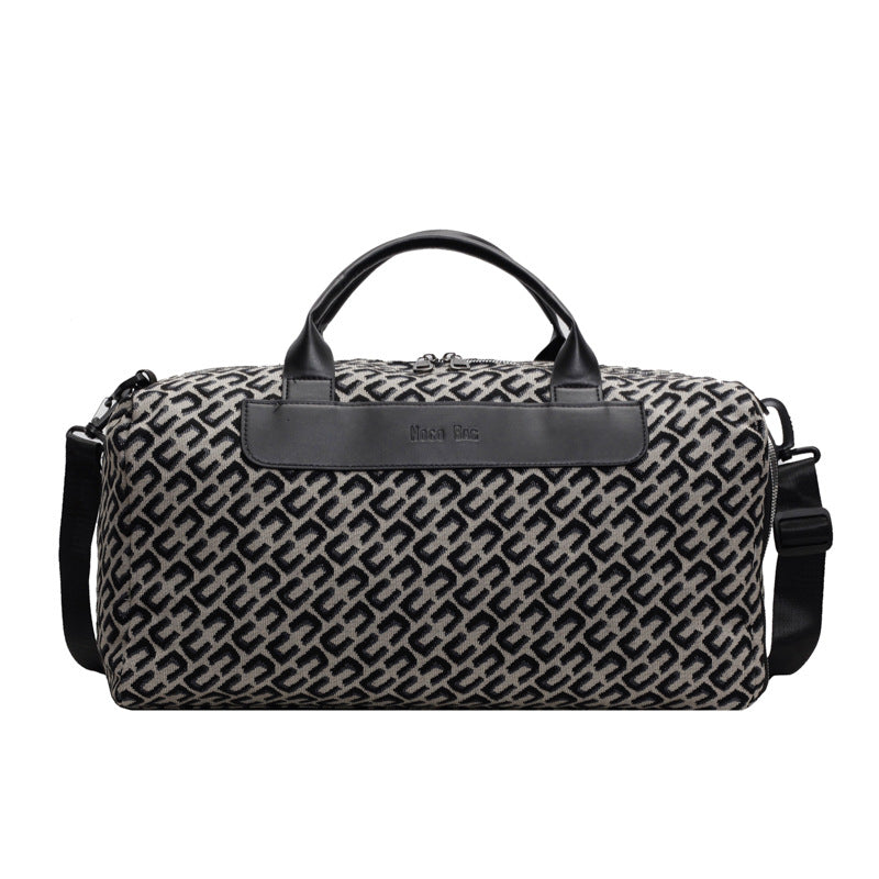 Durable Sporty Duffel Bag with Practical Compartments