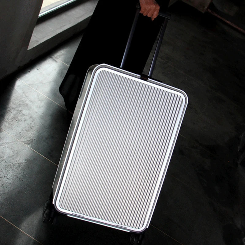 Durable Valparaíso Hardshell Suitcase – Luxury & Security for Travel