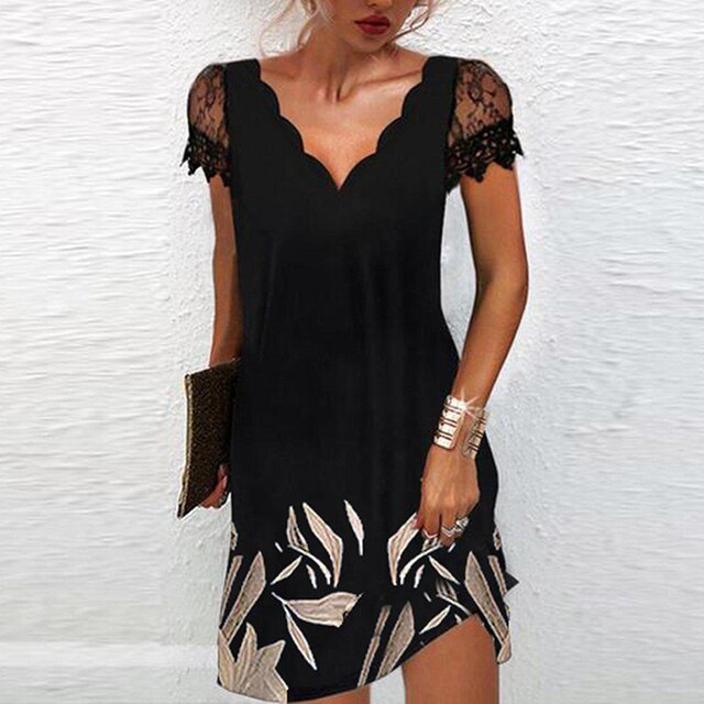Elegant Dress with Beautiful Details