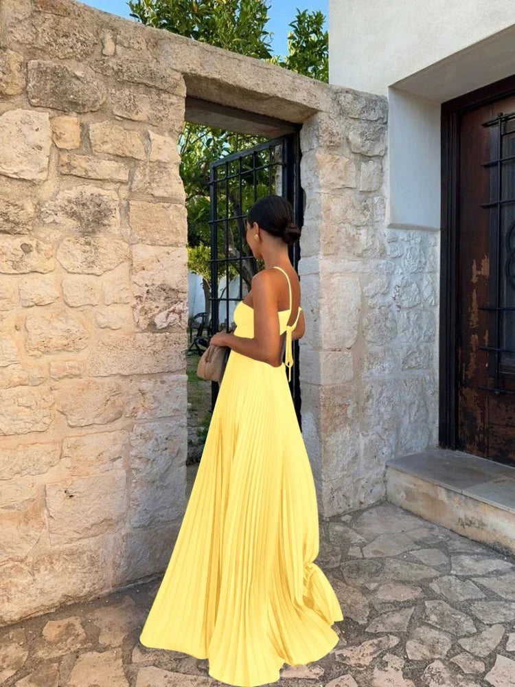 Elegant Pleated Maxi Dress