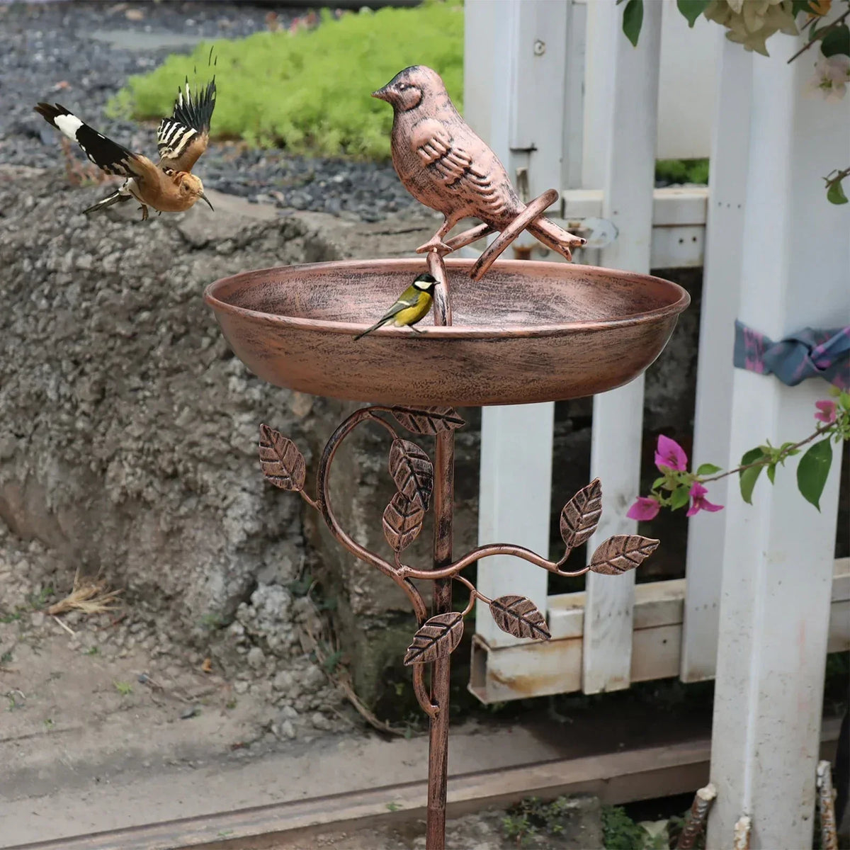 Garden Bird Bath with Decorative Bowl and Sturdy Ground Stake