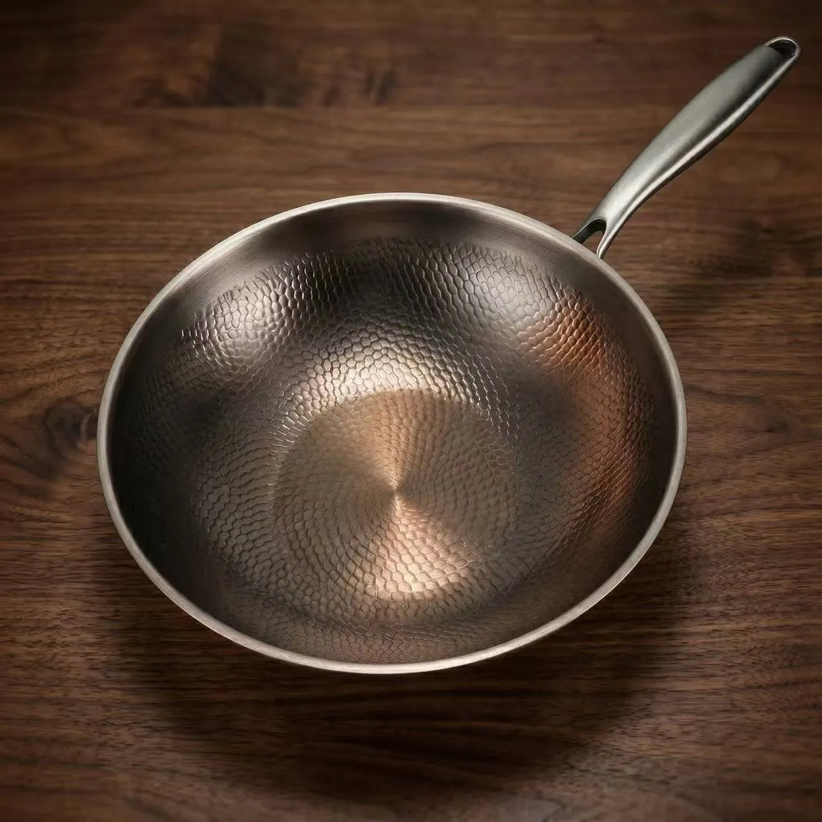 Hammered Titanium Flat-Bottom Wok Pan