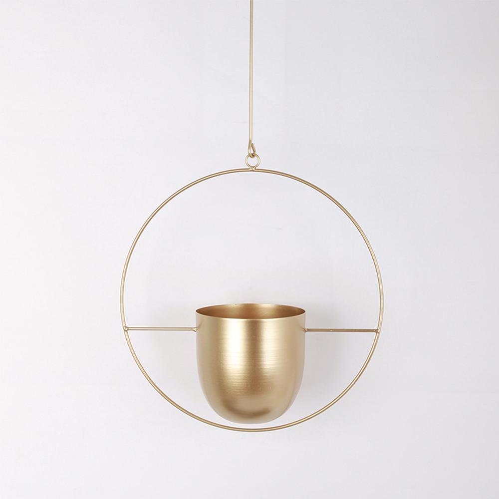 Hanging Wall Plant Holder with Adjustable Chain and Minimalist Design