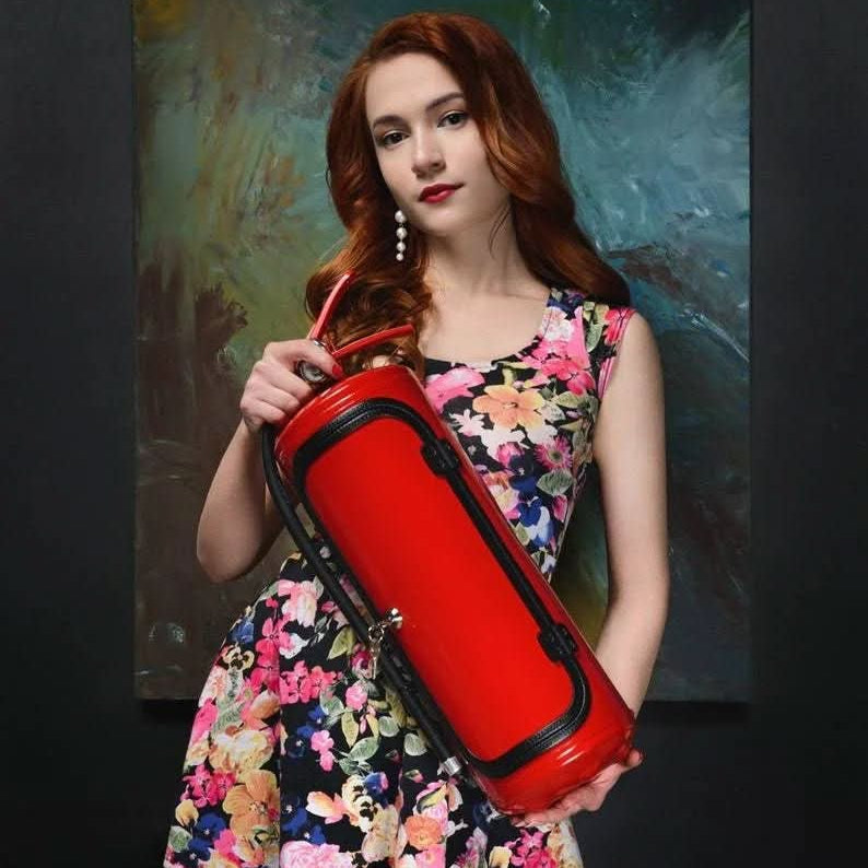 Hidden Fire Bar – Fire Extinguisher Novelty Mini-Bar for Stylish Drink Storage
