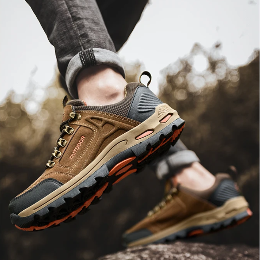 Hiking Shoes – Waterproof Comfort and Non-Slip Grip