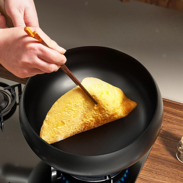Iron Wok - Non-Stick, Without Toxic Coating