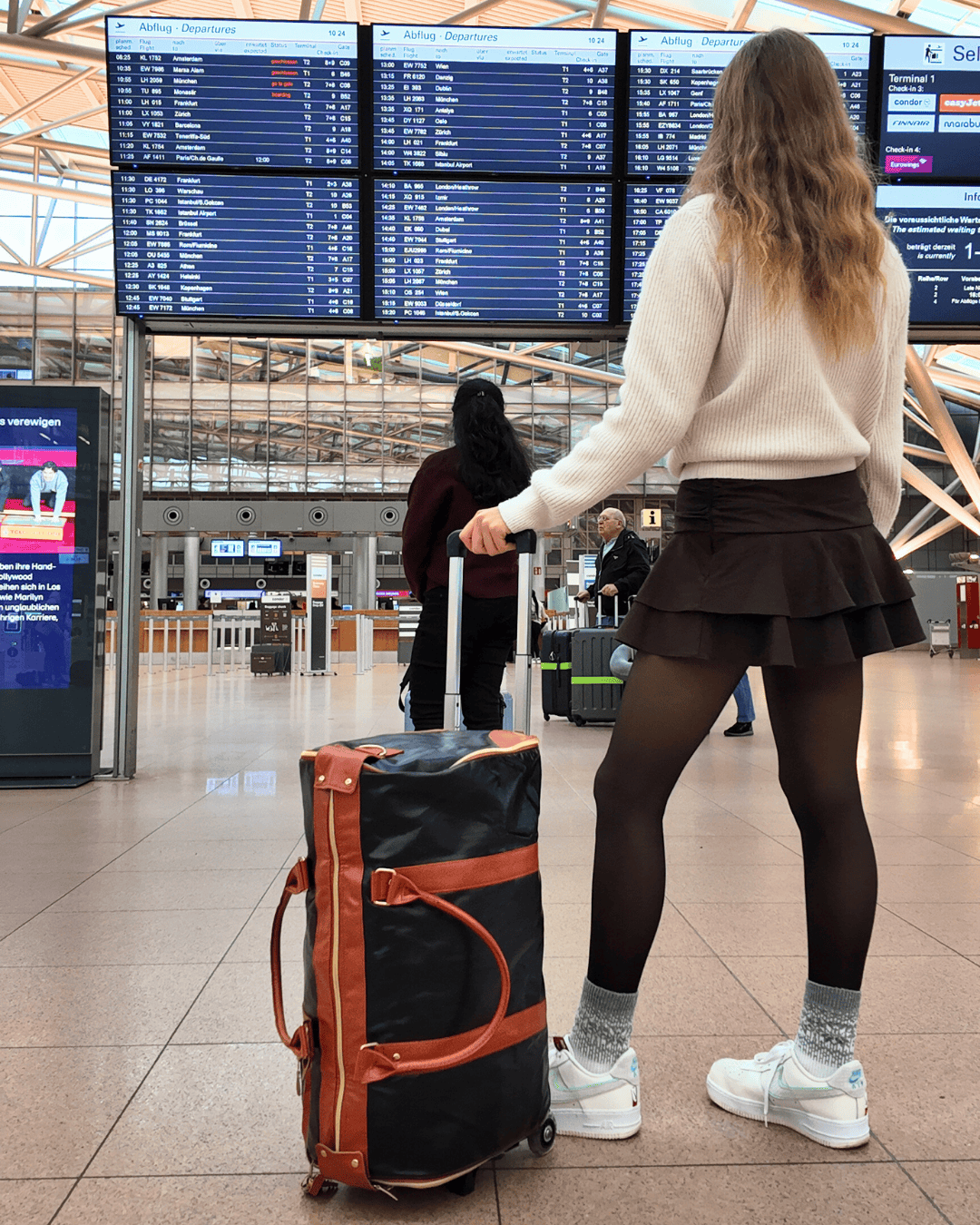 Large Capacity Stylish Carry-On Bag - 60L