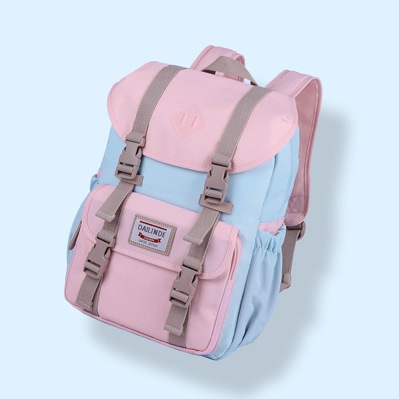 Lightweight Unisex Travel Backpack – Water-Resistant with Multiple Compartments