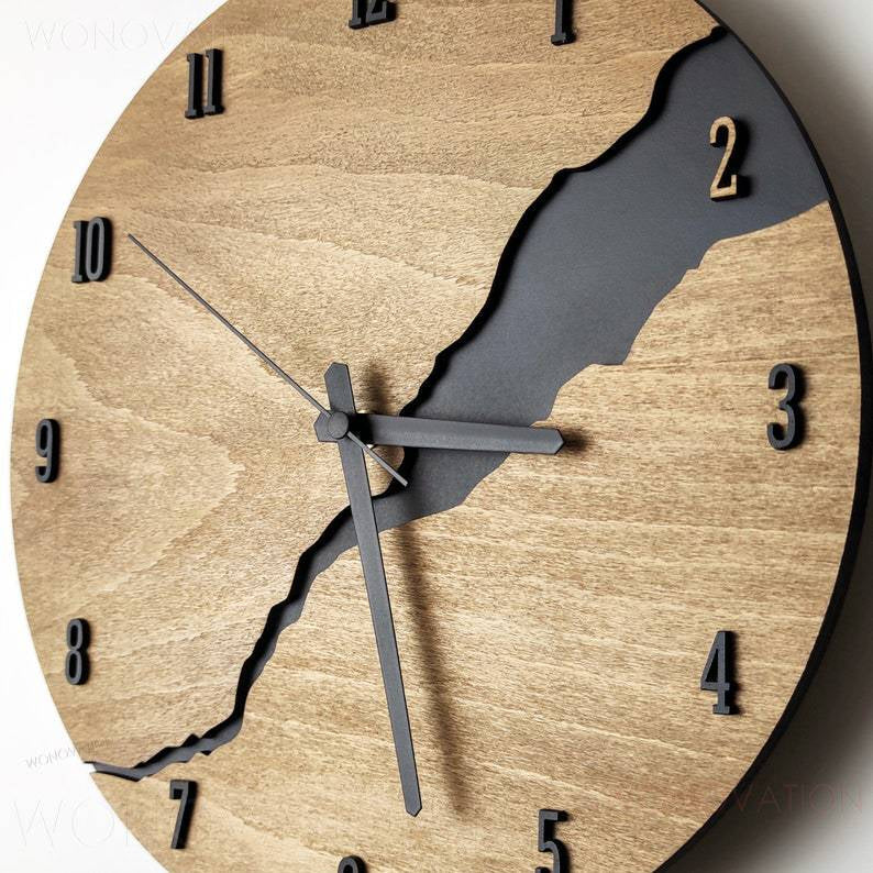 Luxury Wooden Wall Clock - Stylish and Elegant