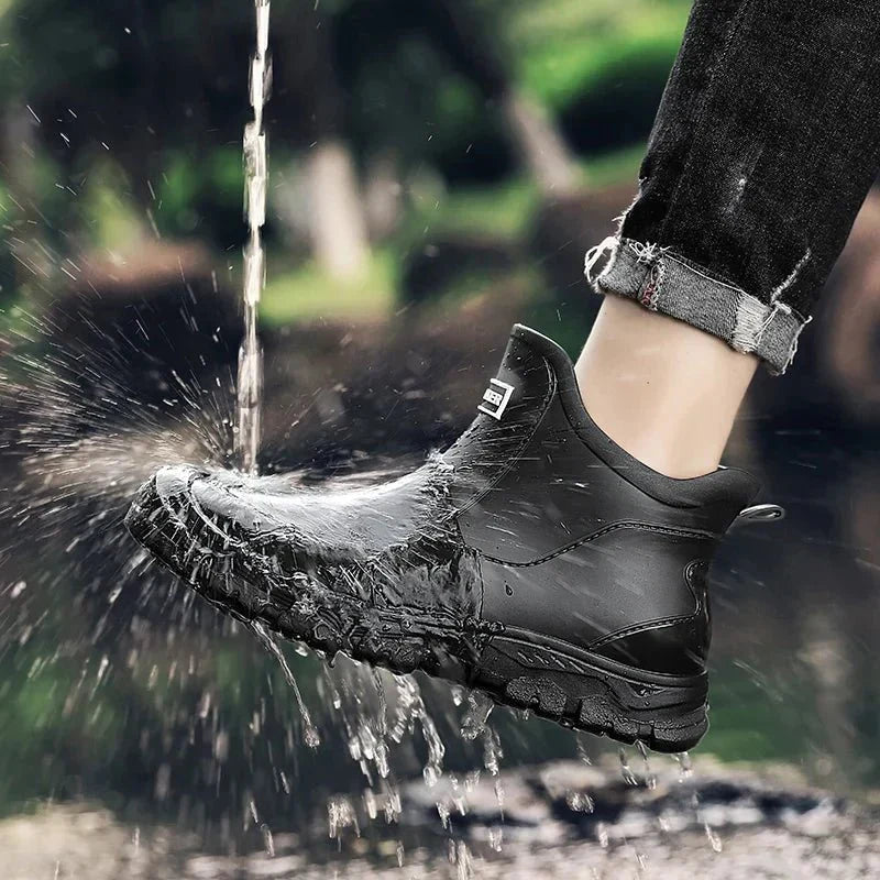Men's Waterproof All-Terrain Boots with Insulated Soles
