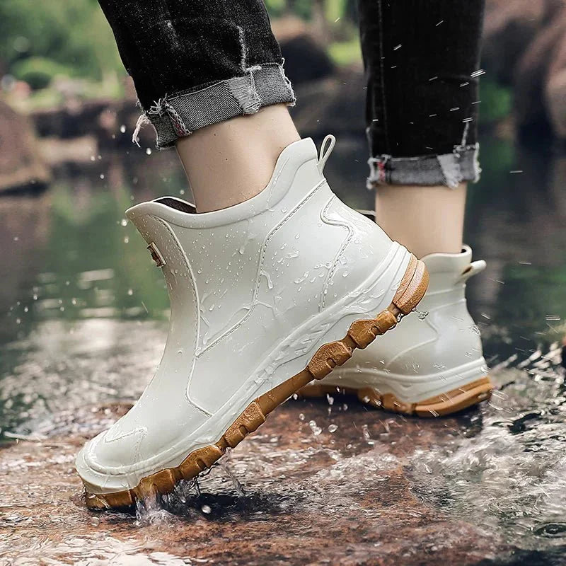 Men's Waterproof All-Terrain Boots with Insulated Soles