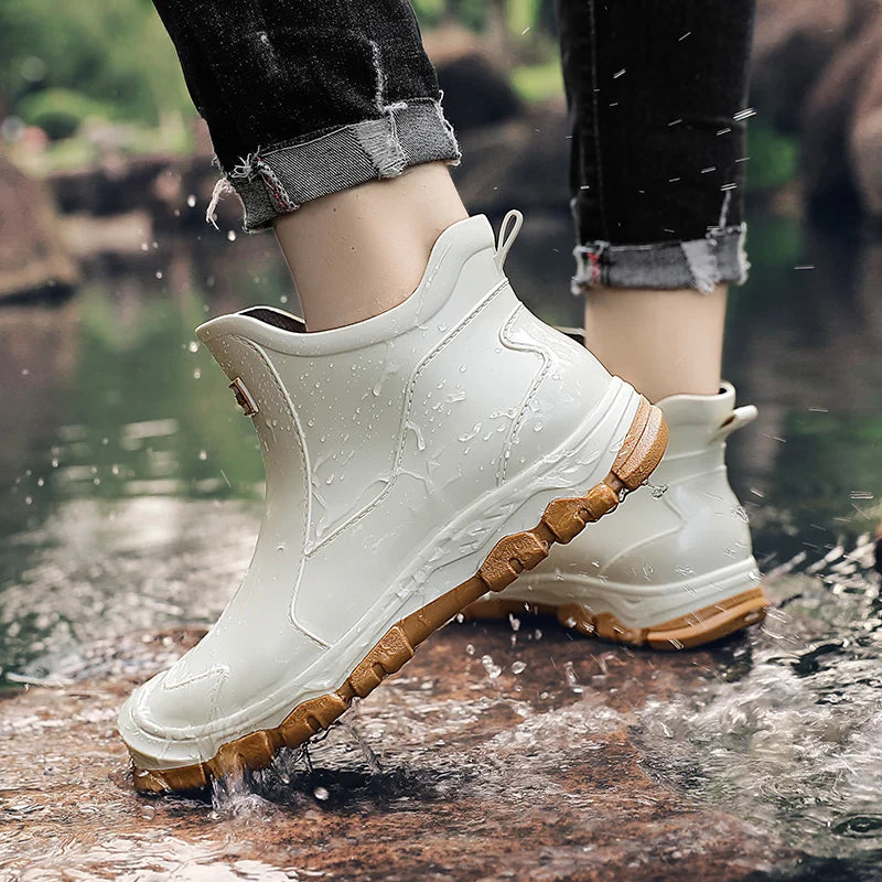 Men's Waterproof Insulated Ankle Boots with Non-Slip Sole – Lightweight Outdoor Footwear
