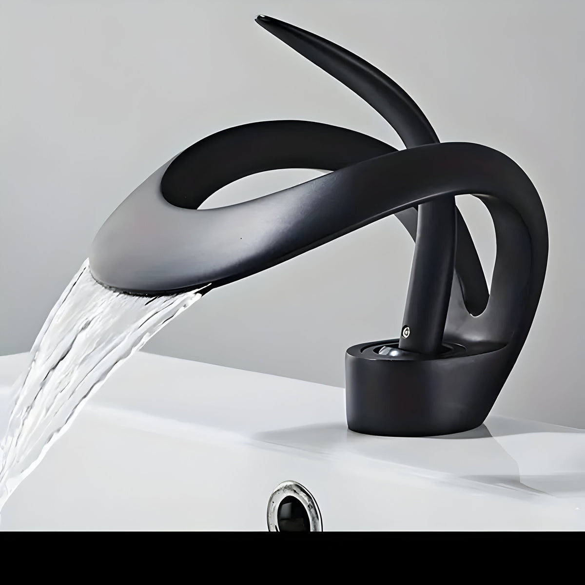Minimalist Bathroom Basin Tap