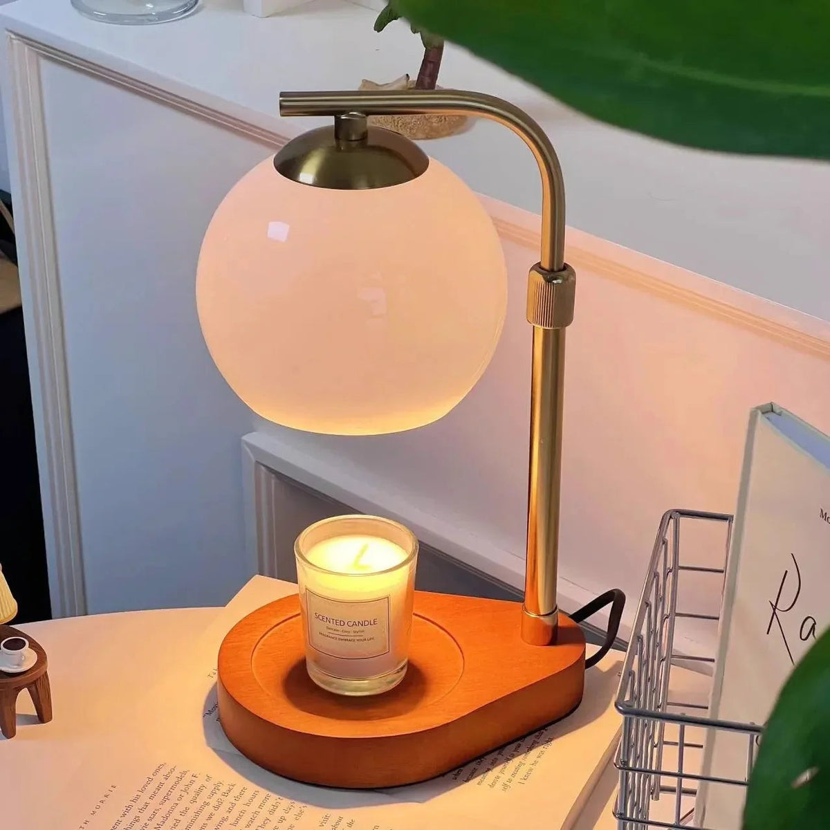 Modern Metal and Glass Candle Warmer Lamp with Elegant Lighting