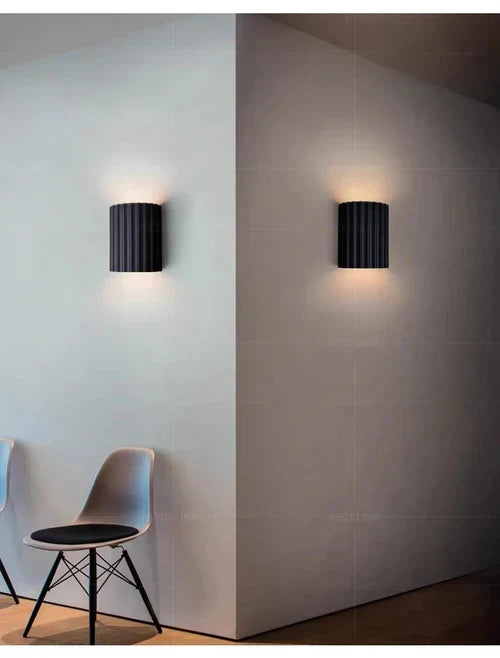 Modern Resin Wall Lamp