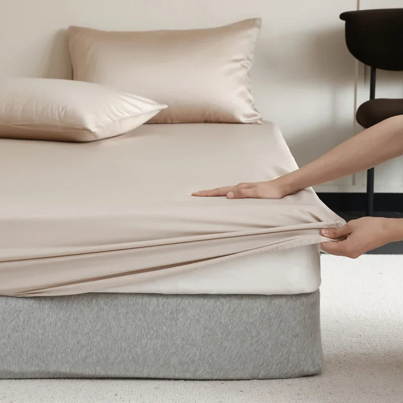Mulberry Silk Fitted Bed Sheet - Breathable and Hypoallergenic Luxury Bedding for the Home