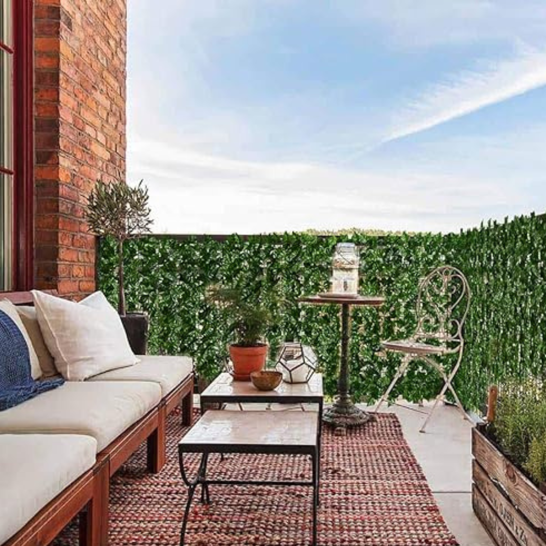 Natural-Looking Garden Privacy Screen