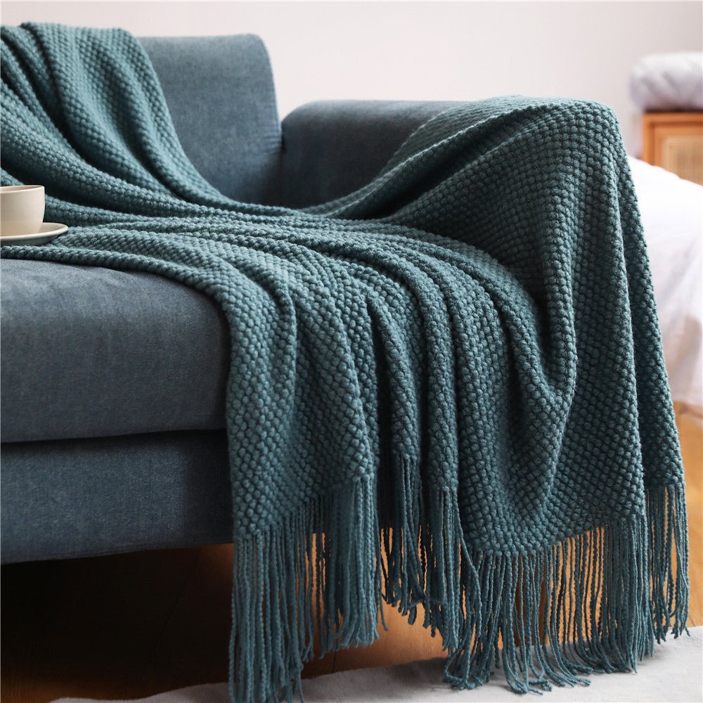Nordic Knitted Throw Blanket - Soft & Cozy - Perfect for Living Room, Bedroom and Terrace
