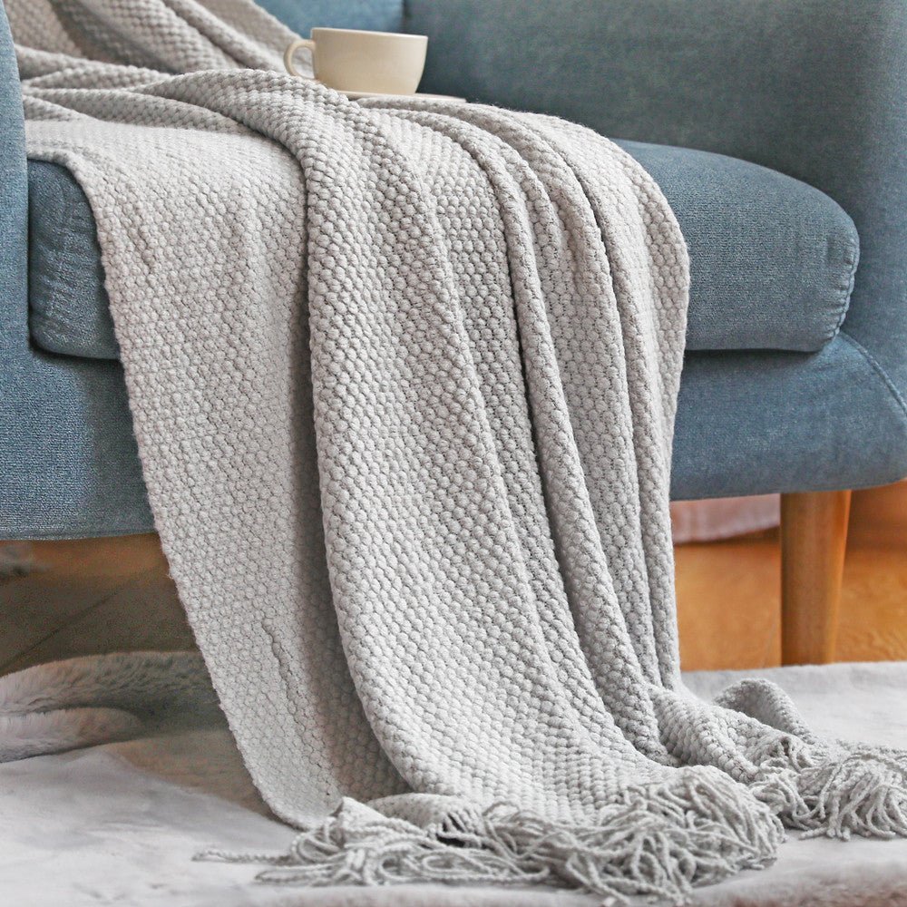 Nordic Knitted Throw Blanket - Soft & Cozy - Perfect for Living Room, Bedroom and Terrace