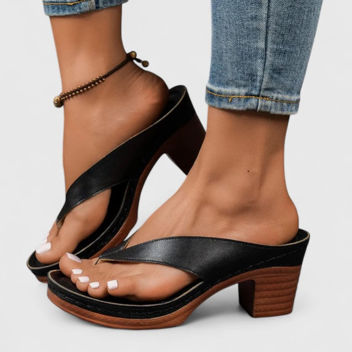 Orthopedic Heeled Thong Sandals with Ergonomic Footbed and Non-Slip Sole – Black 5 cm for All-Day Wear