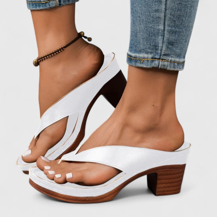 Orthopedic Heeled Thong Sandals with Ergonomic Footbed and Non-Slip Sole – Black 5 cm for All-Day Wear