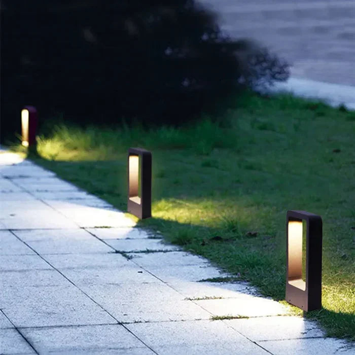 Outdoor Bollard Light