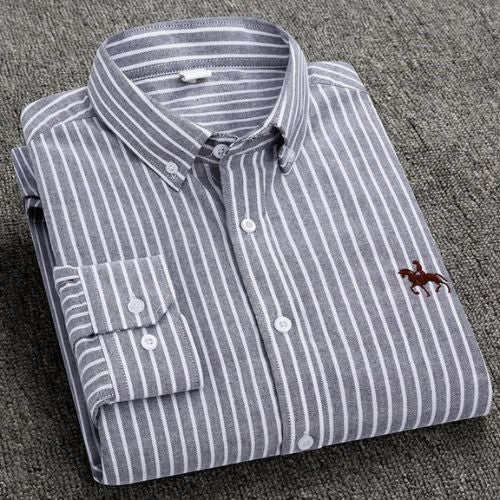Oxford Shirt with Subtle Detail - Timeless Style & Comfort