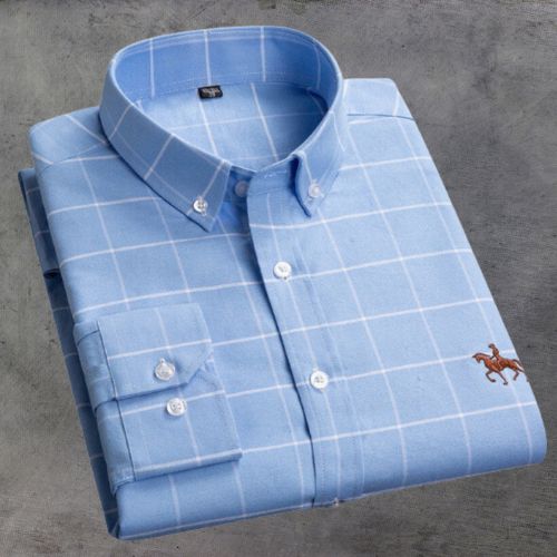 Oxford Shirt with Subtle Detail - Timeless Style & Comfort