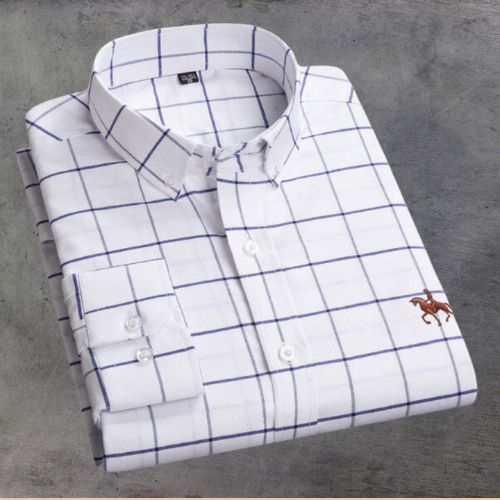 Oxford Shirt with Subtle Detail - Timeless Style & Comfort