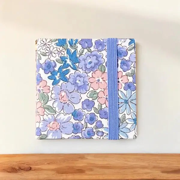 Portable Watercolor Paint Box Set with 24 Colors
