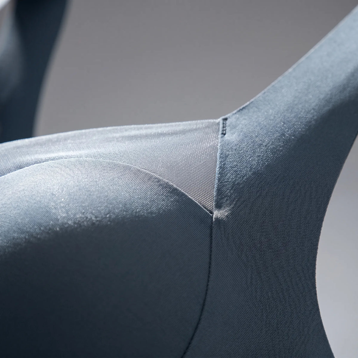 Seamless Push-Up Bra with Mesh Panel