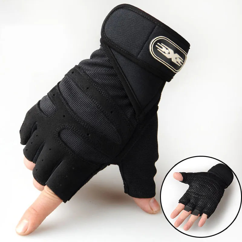 Shock-Resistant and Supportive Gym Gloves
