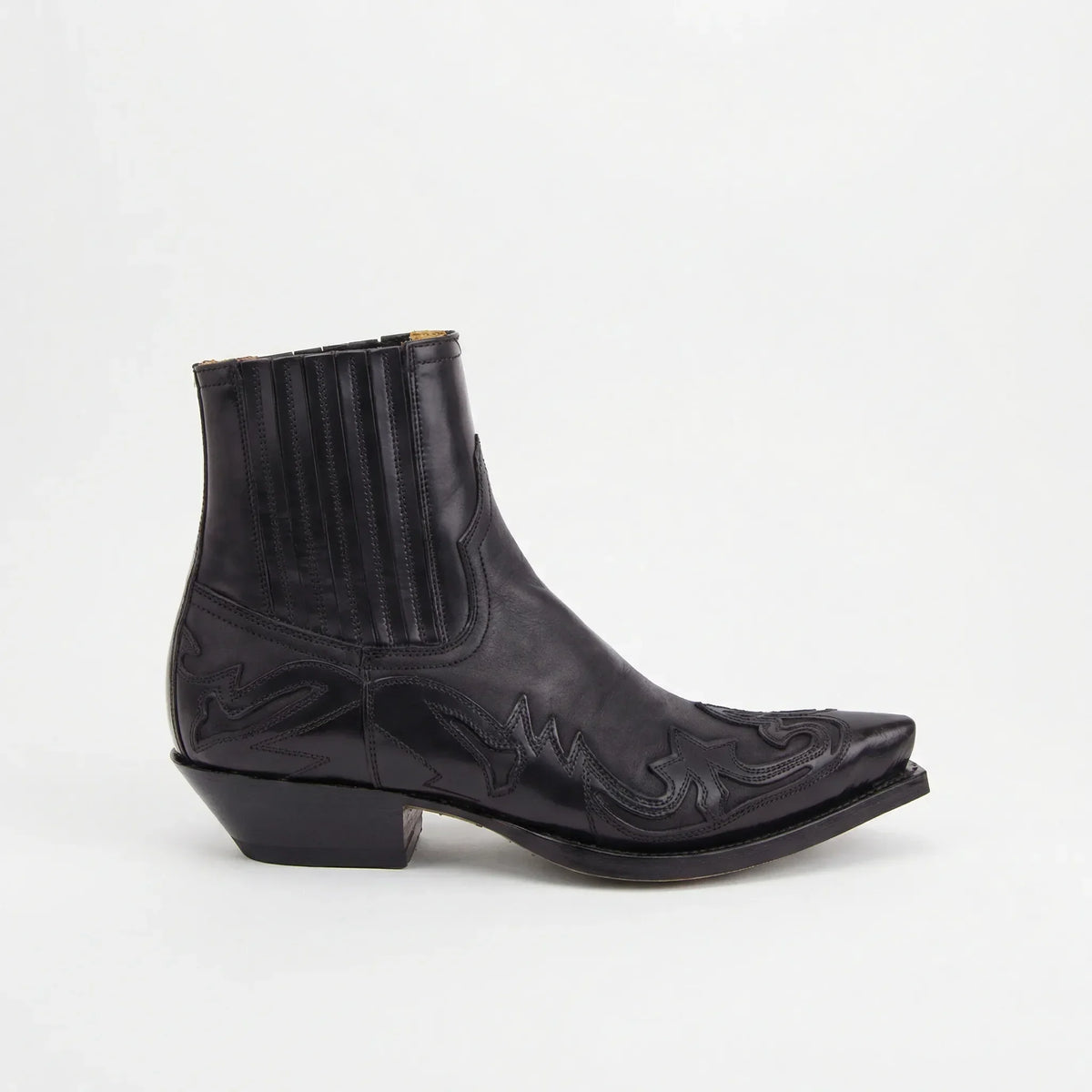 Short-Shaft Cowboy Boots