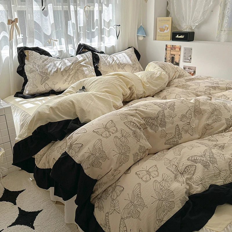 Skin-Friendly Bedding Set with Unique Durable Print